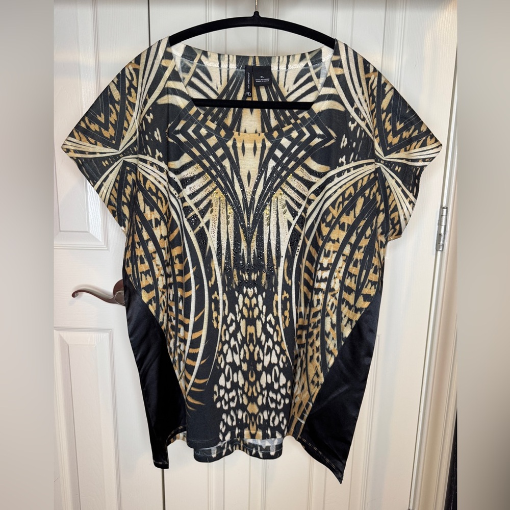 New Direction short sleeve Black and Gold Women's Top size X-Large